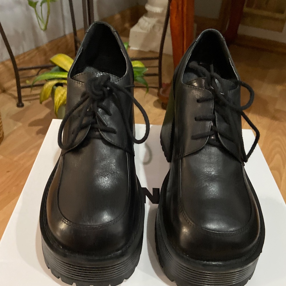 Unif Des Shoe Size 8 (Matte)